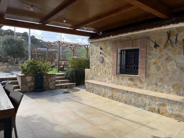 1 Bedrooms Villa in Mijas