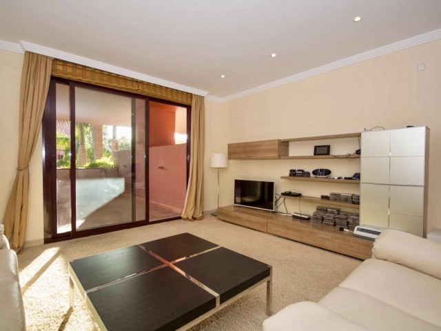 4 Schlafzimmer Apartment in Estepona