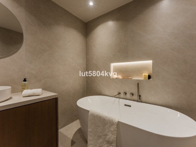 4 Bedrooms Villa in The Golden Mile