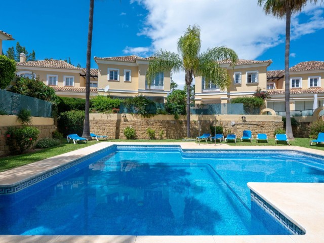 Villa, Elviria