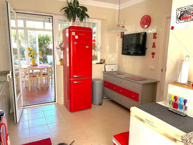 3 Bedrooms Villa in Elviria