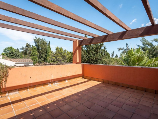 4 Bedrooms Villa in Sotogrande
