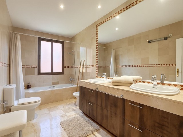 3 Bedrooms Apartment in La Mairena