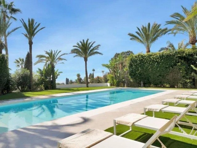 8 Bedrooms Villa in Hacienda Las Chapas