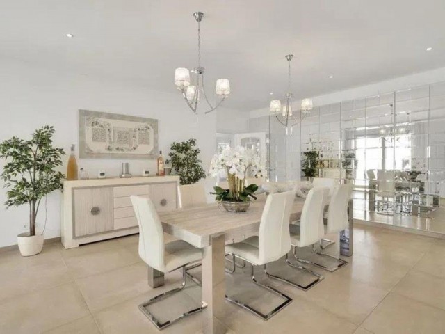 8 Bedrooms Villa in Hacienda Las Chapas