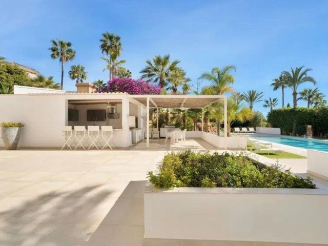 8 Bedrooms Villa in Hacienda Las Chapas