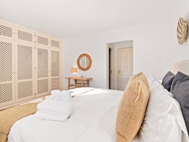 Adosado con 2 Dormitorios  en La Heredia