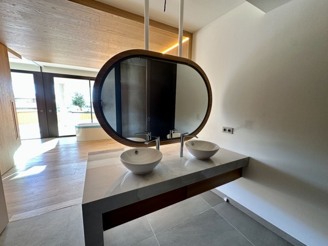 3 Bedrooms Apartment in Fuengirola