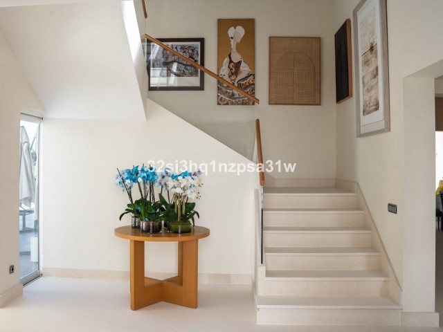 6 Bedrooms Villa in Guadalmina Alta