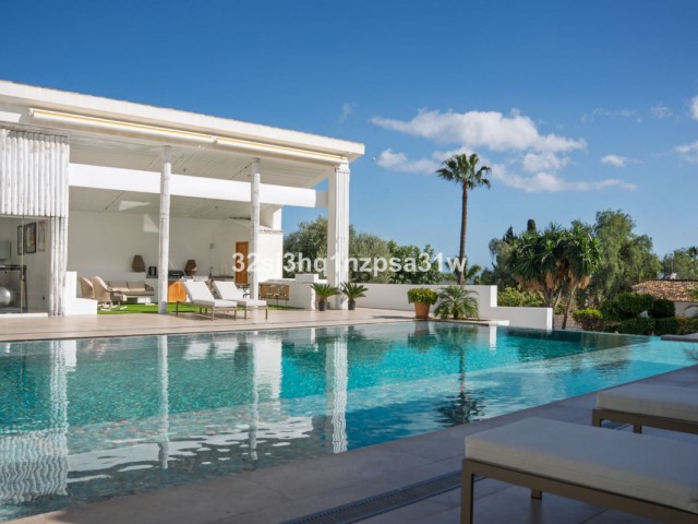 6 Bedrooms Villa in Guadalmina Alta