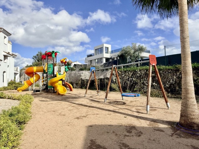 3 Bedrooms Apartment in Benahavís