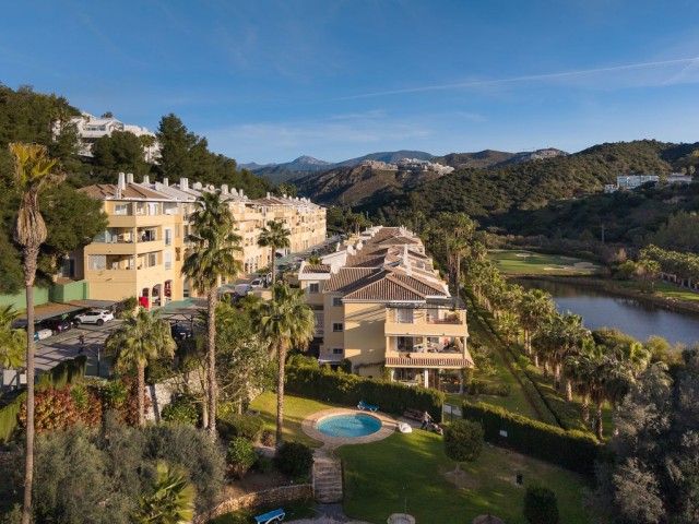 3 Bedrooms Apartment in Benahavís