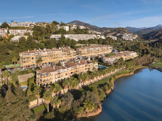 3 Bedrooms Apartment in Benahavís