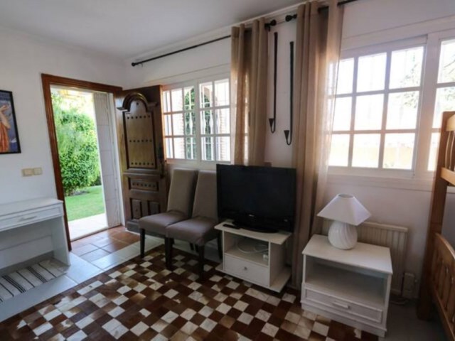 5 Schlafzimmer Villa in Nueva Andalucía