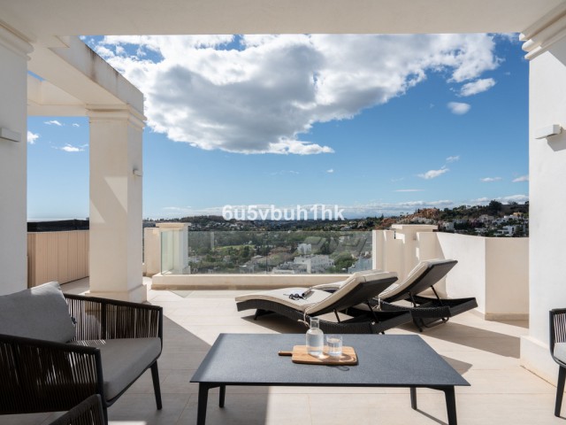 2 Bedrooms Apartment in Marbella