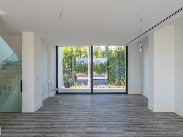 3 Bedrooms Villa in Estepona