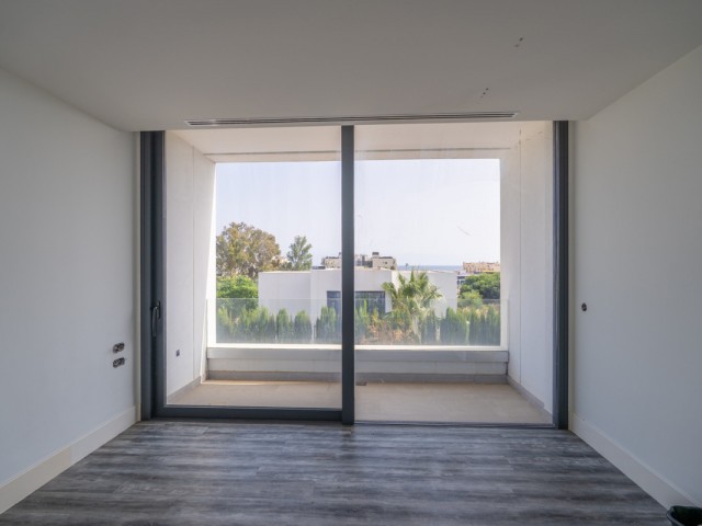 3 Bedrooms Villa in Estepona