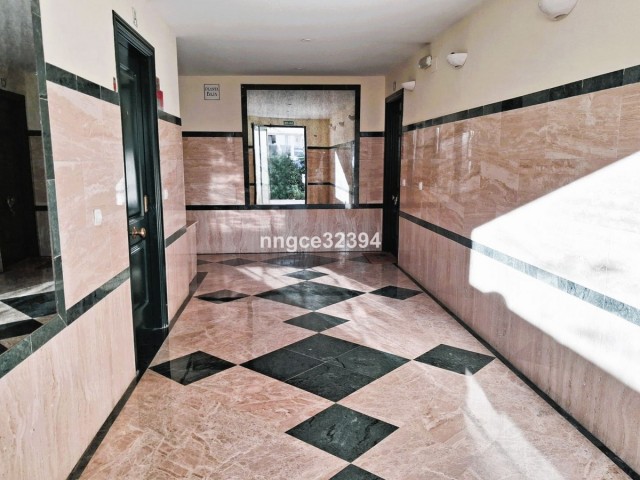 2 Makuuhuoneen Huoneisto Puerto Banús