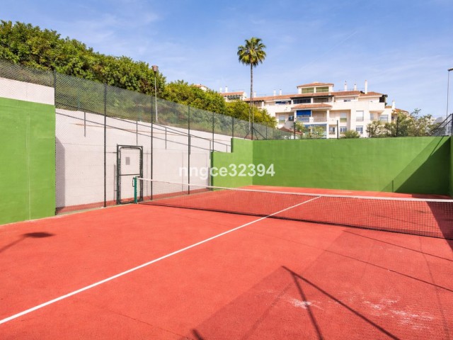 2 Makuuhuoneen Huoneisto Puerto Banús