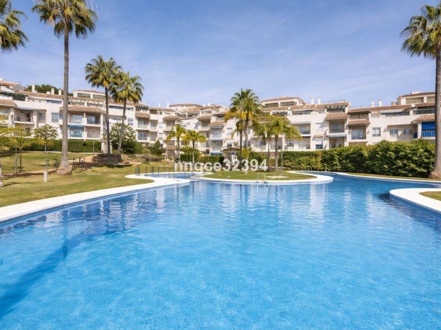 2 Makuuhuoneen Huoneisto Puerto Banús