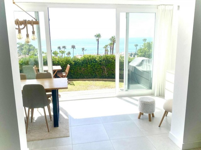 Adosado con 2 Dormitorios  en Mijas Costa