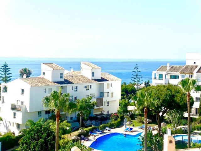 Adosado con 2 Dormitorios  en Mijas Costa