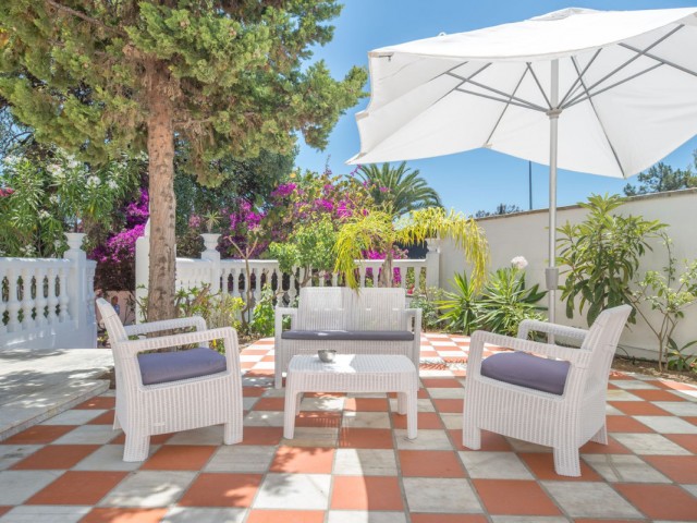 Villa con 10 Dormitorios  en Marbella