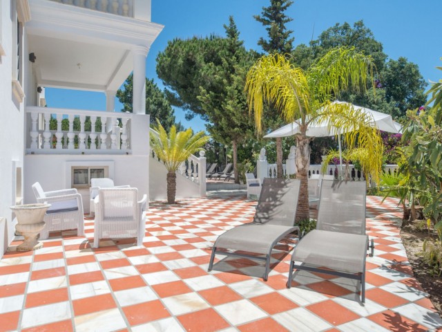 Villa con 10 Dormitorios  en Marbella