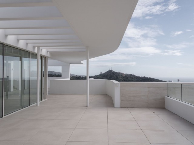 Appartement avec 3 Chambres  à Ojén