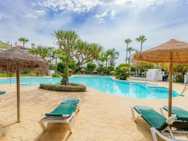 4 Bedrooms Townhouse in Costalita