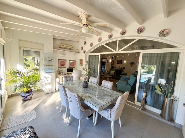 3 Bedrooms Villa in Estepona