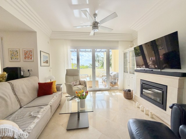 Apartment, Casares, R5300734