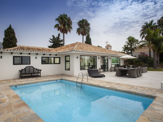 4 Sovrums Villa i Sierrezuela