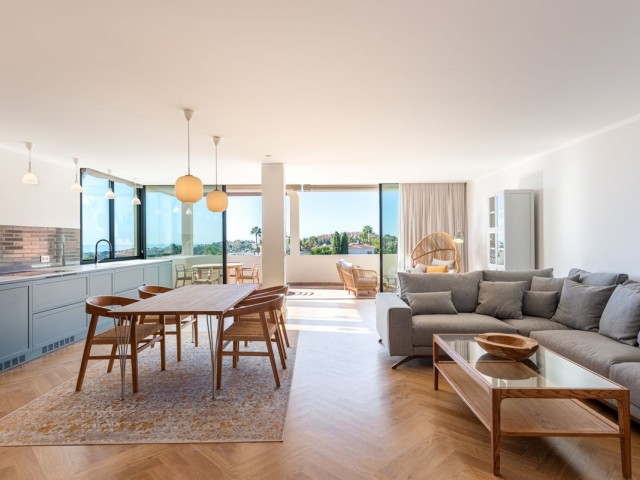 2 Schlafzimmer Apartment in Nueva Andalucía