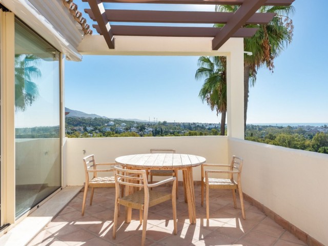 2 Schlafzimmer Apartment in Nueva Andalucía