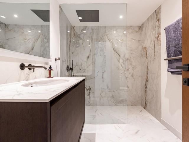 2 Schlafzimmer Apartment in Nueva Andalucía