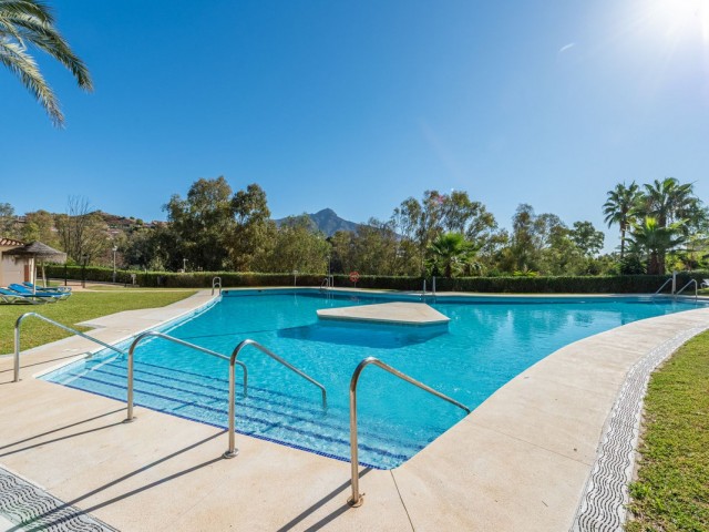 2 Schlafzimmer Apartment in Nueva Andalucía
