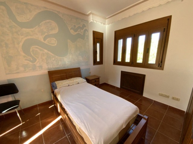 4 Slaapkamer Villa in New Golden Mile