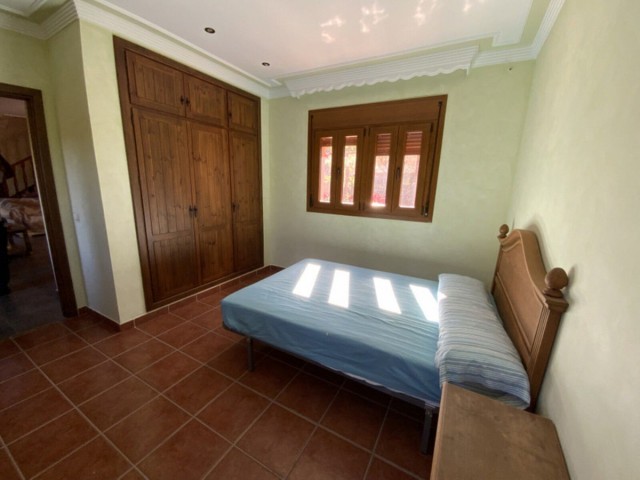 4 Slaapkamer Villa in New Golden Mile