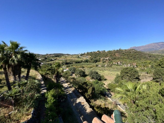 4 Slaapkamer Villa in New Golden Mile