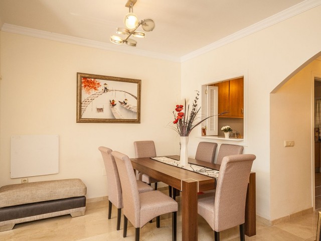 2 Bedrooms Apartment in Elviria