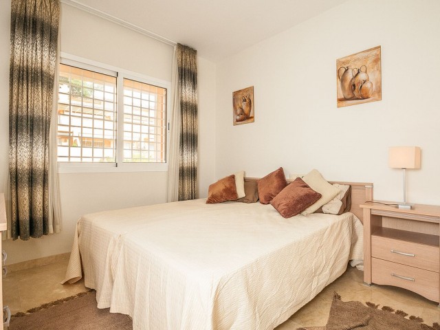 2 Bedrooms Apartment in Elviria
