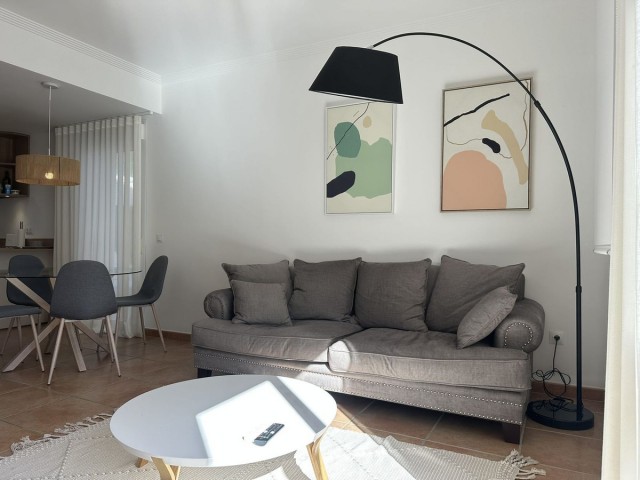 Adosado con 3 Dormitorios  en Benahavís