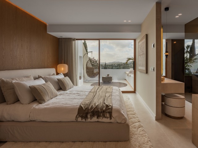 4 Schlafzimmer Reihenhaus in Nueva Andalucía