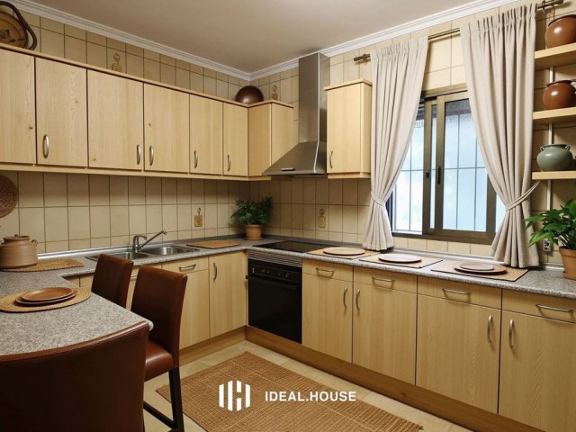 Villa con 4 Dormitorios  en Campo Mijas