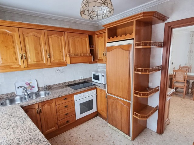 5 Bedrooms Townhouse in Estepona