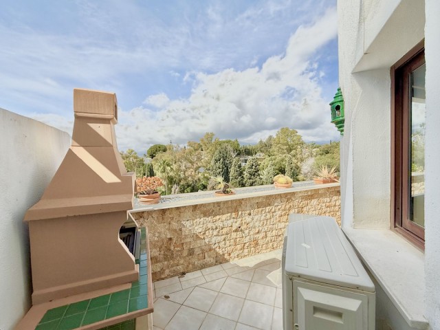 Apartamento con 3 Dormitorios  en Marbella