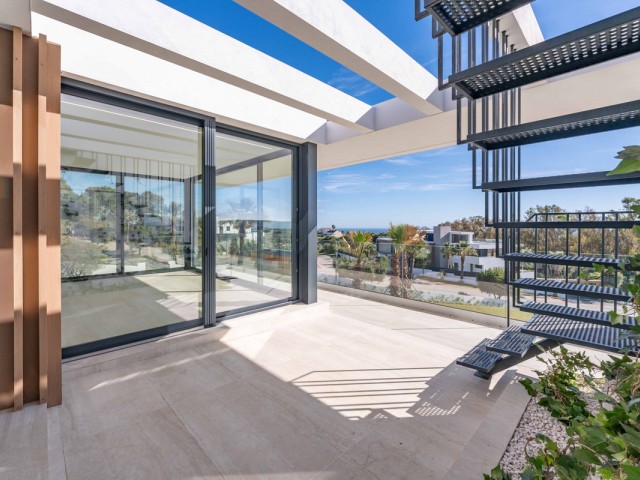 5 Bedrooms Villa in Sotogrande