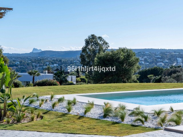 5 Bedrooms Villa in Sotogrande