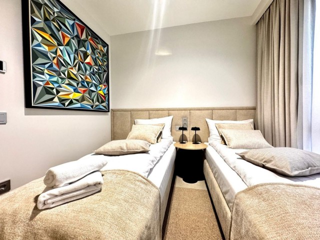 Apartamento con 2 Dormitorios  en Marbella